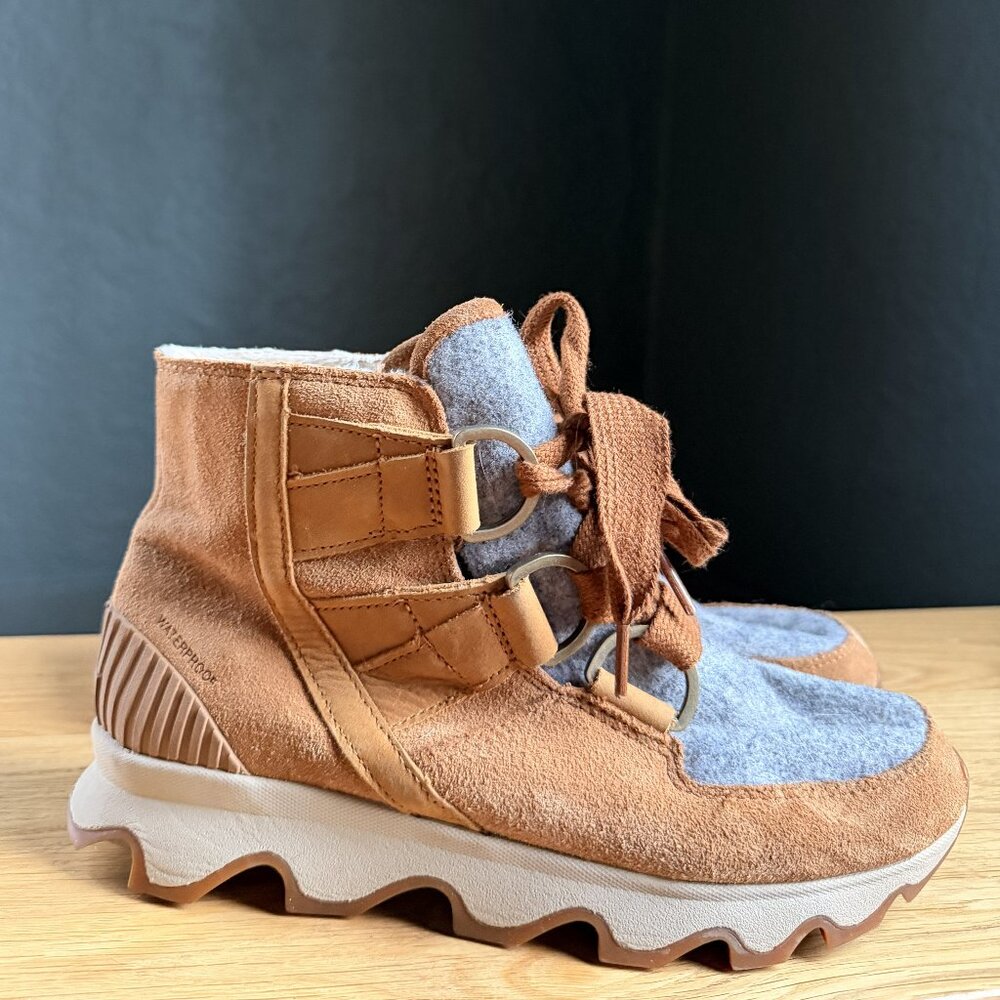 Sorel Kinetic Lace Short Waterproof Suede Wool Booties 8.5